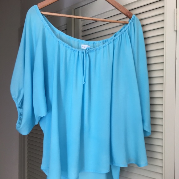 ⭐️Host Pick⭐️ Nigella Lola Short Peasant Top, Light Blue - One Size NWOT - Picture 2 of 16